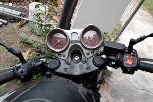 Motocicletta Honda x11