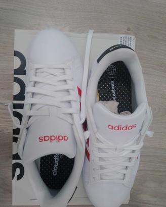 Scarpe Adidas nuove uomo taglia 42,5