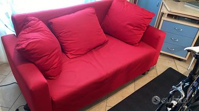Divano due posti Ikea