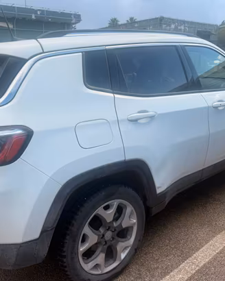 JEEP COMPASS 2000 4X4 2017