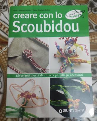 Libro rivista creare con lo scoubidou hobby