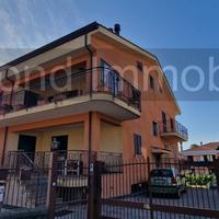 Villetta bifamiliare con giardino a Solicchiata