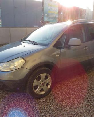FIAT Sedici 1.9 MJT 4x4 Dynamic