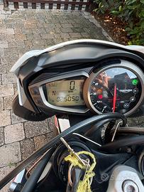 Triumph street triple s A2