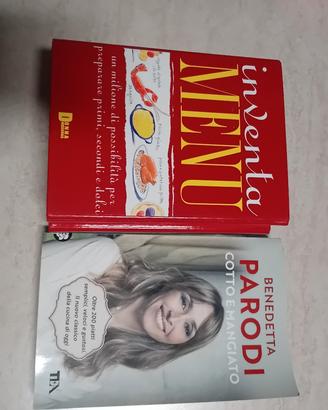 Libro e schede da cucina