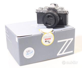 FOTOCAMERA DIGITALE MIRRORLESS NIKON Z FC+16-50 VR