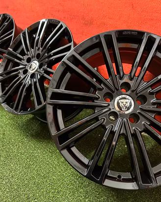 Cerchi Jaguar E - F-PACE S - X-Type XE XF XJ 8x18