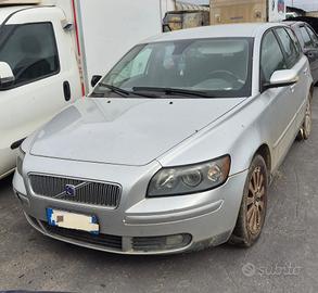 RICAMBI USATI AUTO VOLVO V50 1° Serie D4164T Dies