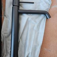 Rubinetto alto nero opaco Imex