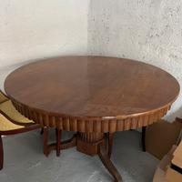 Tavolo in stile fine ‘800