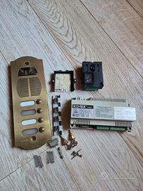 Videocitofono ELVOX Patavium 2304 + 559 + 6680