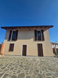 Villa di 80 m² con 3 locali a Asti