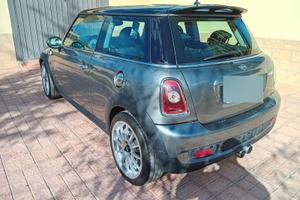 Mini cooper s r56 2010