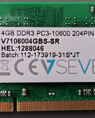 Due moduli SODIMMI 4GB DDR3 PC3-10600