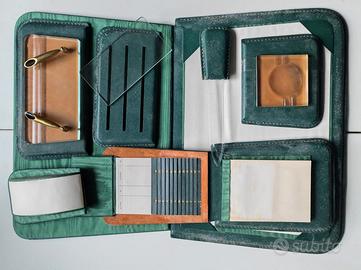 set da scrivania vintage in pelle verde