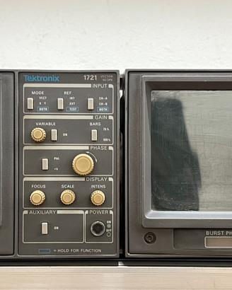 Tektronix 1721 VectorScope + 1711B WaveformMonitor