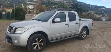 Nissan navara d40 2010