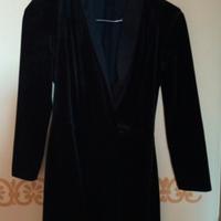 vestito con pantaloncino nero in velluto 