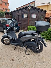 Scooter Piaggio 300 Beverly