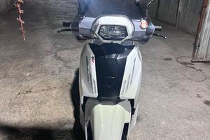 Peugeot Tweet 50 - 2025