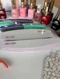 Kit per manicure e pedicure completo