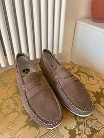 Stock scarpe al buio