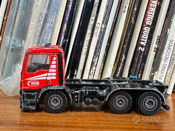 modellino camioncino  majorette