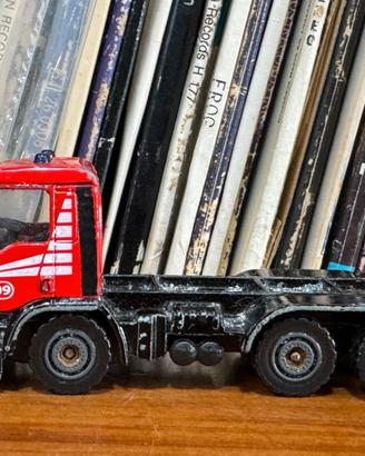 modellino camioncino  majorette