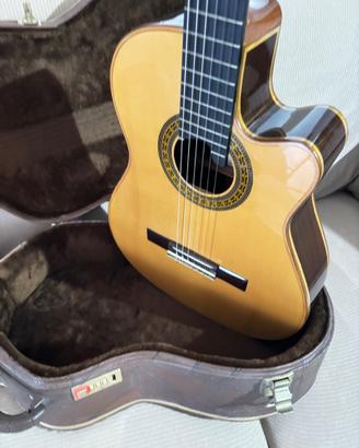 CHITARRA CLASSICA ELETTRIFICATA PALISSANDRO