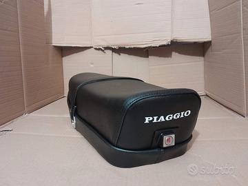 Sella nuova vespa et3 serratura  o levetta