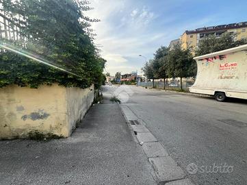 DEPOSITO A MELITO DI NAPOLI