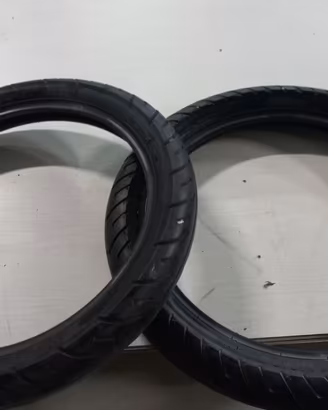 pneumatici per scarabeo 50