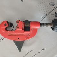 taglia tubi professionale 