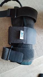 tutore mano destra compreso il pollice 