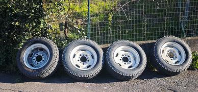 cerchi e gomme Suzuki Jimny