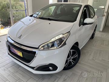Peugeot 208 PureTech 5P ALLURE NAVI/FULL LED2020