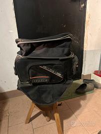 Borsa serbatoio magnetica