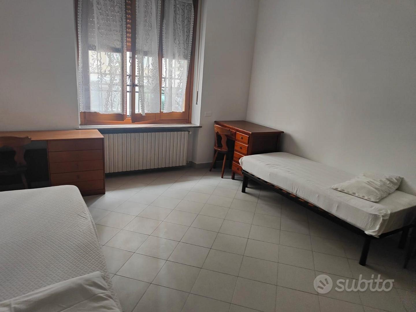 Stanze singole e doppie in Pozzo Strada, foto 2 di 6