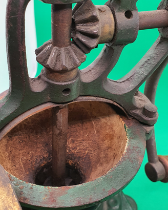 Macinino caffè bronzo , ghisa , legno B*T