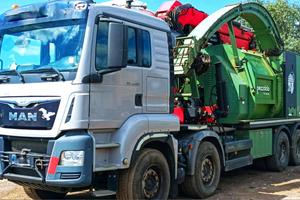 Cippatore Pezzolato Pht 1200/1000 con motore Cat