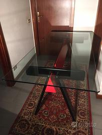 TAVOLO IN LEGNO BICOLORE CON PIANO IN VETRO