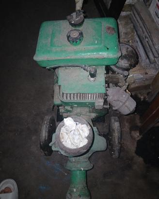 motore con pompa idraulica