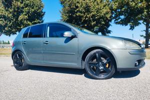Golf 5 2.0 tdi sportline