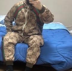 Venf tuta gucci come nuova