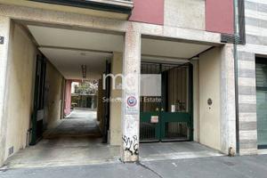 Box / Garage di 13 m² a Milano