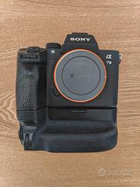 Sony A7 III + Vertical Grip