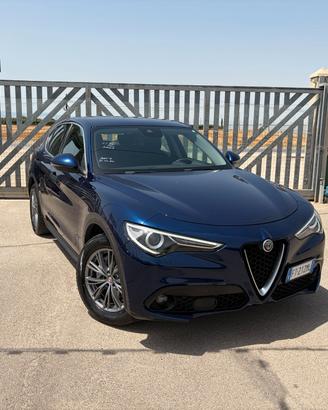 Alfa Romeo Stelvio 2.2 Turbodiesel 190 CV AT8 RWD 