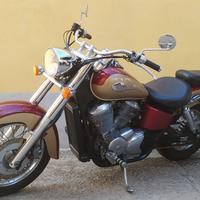 Honda  shadow 750 1998