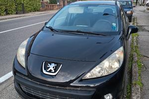 Peugeot 207 - 2011