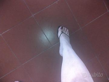 ciabattina infradito tacco basso molto usata 
